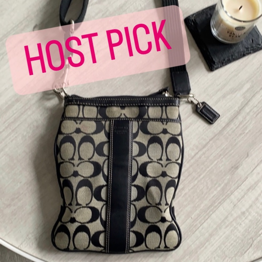 ⭐️HP⭐️COACH bag